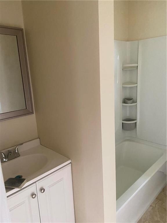 125 Pershing Blvd, Whitehall, PA 18052 - photo 7