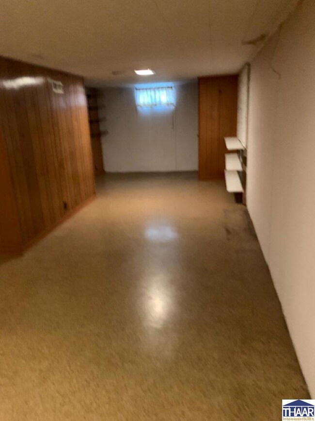 2822 Mariposa Dr, Terre Haute, IN 47803 - photo 6