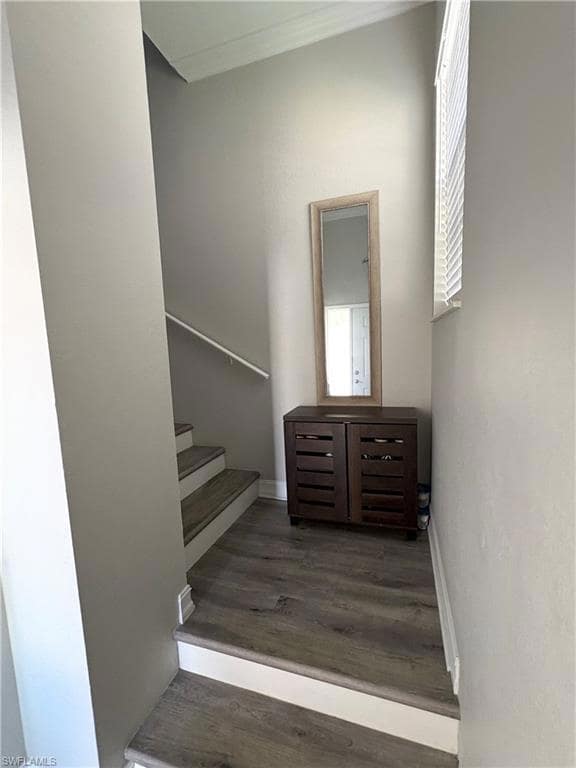 685 Luisa Ln unit 4, Naples, FL 34104 - photo 3