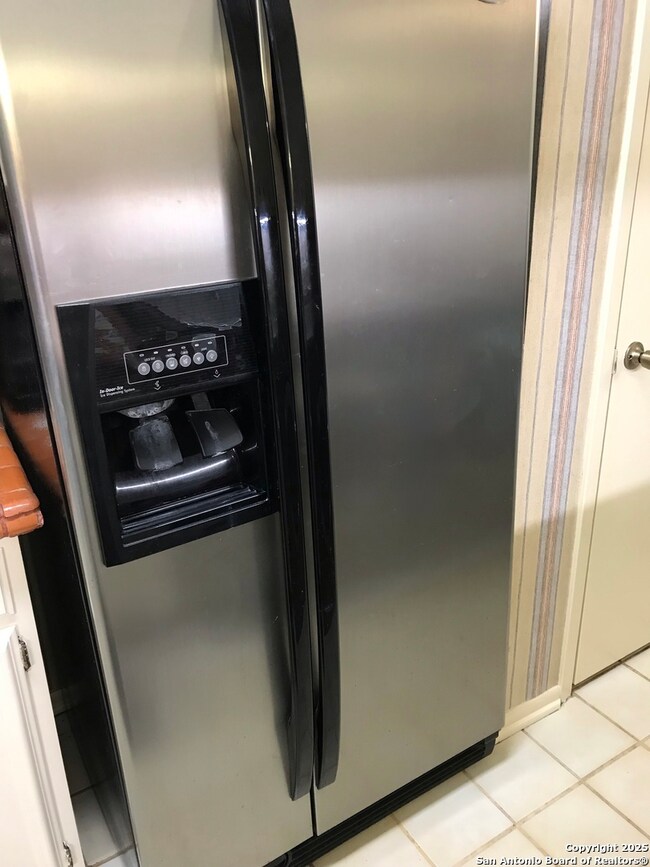 SS Fridge with Ice & Water Dispenser - Included