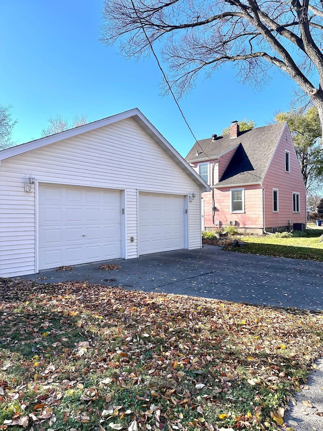 224 12th St N, Moorhead, MN 56560 - photo 3