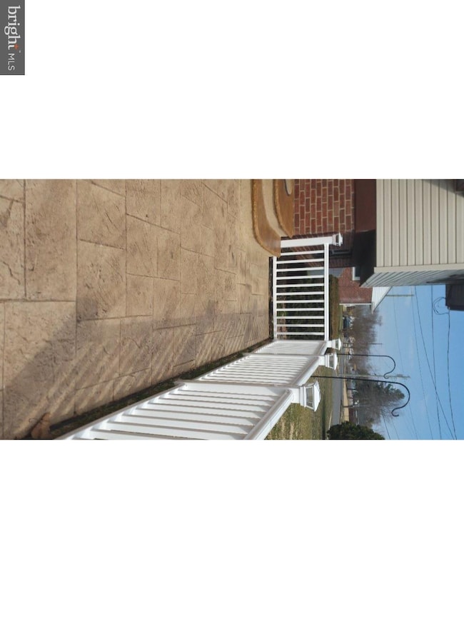 670 Sacramento Dr, Mantua, NJ 08051 - photo 3