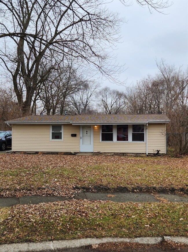 1513 Sunnybrook Ave, Dyer, IN 46311 - photo 2