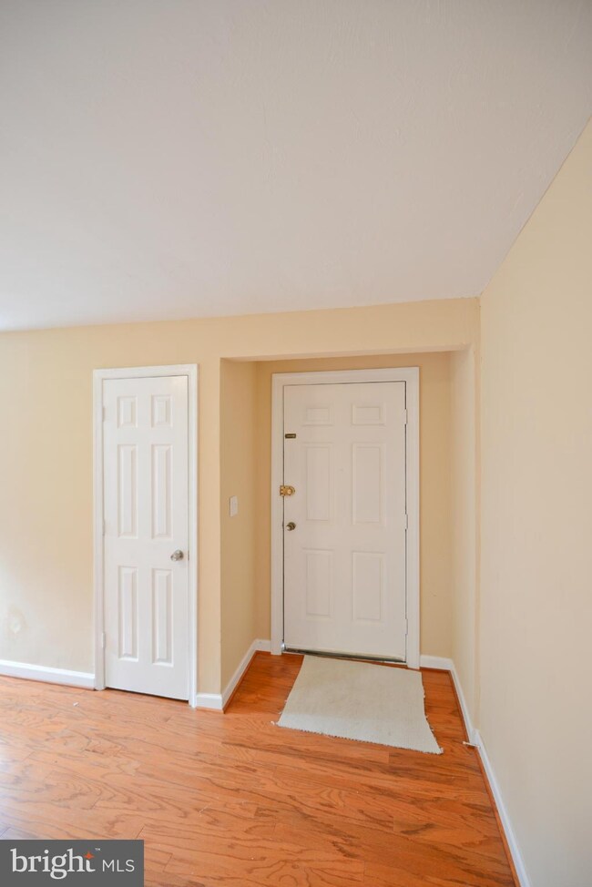 3907 56th Ave, Hyattsville, MD 20784 - photo 4