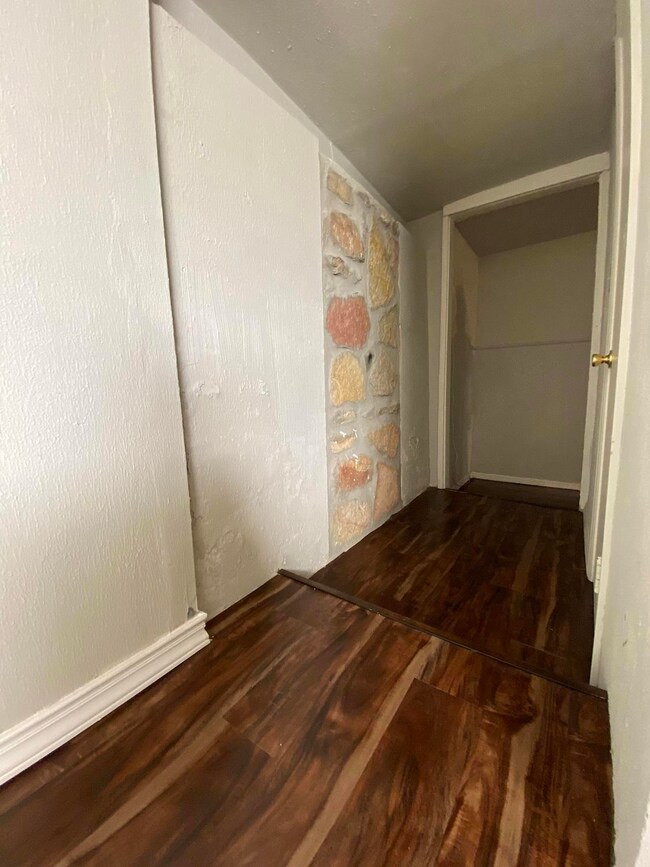 3809 Jackson Ave unit B, El Paso, TX 79930 - photo 5