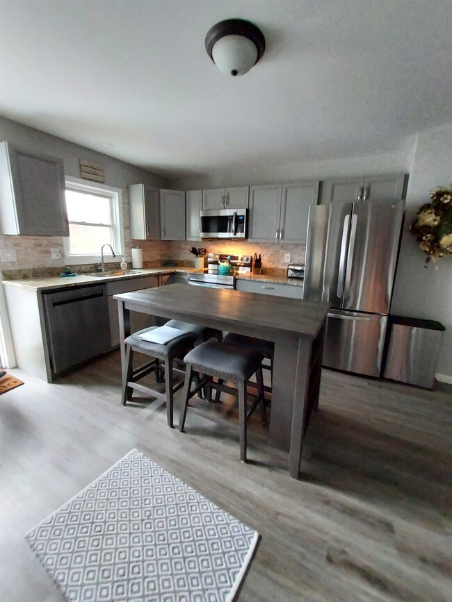 13 State St, Rochester, NH 03867 - photo 2