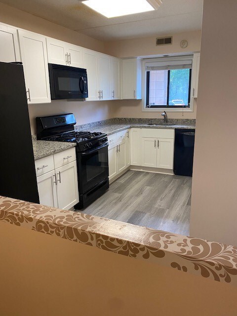 650 E Greenwich Ave unit 3-102, West Warwick, RI 02893 - photo 6