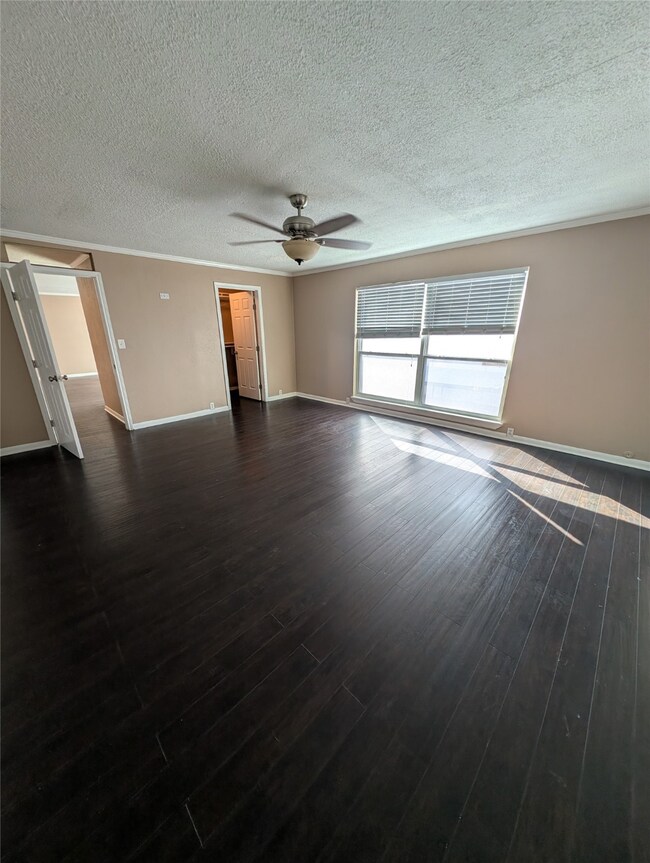2503 Mccue Rd unit 37, Houston, TX 77056 - photo 7
