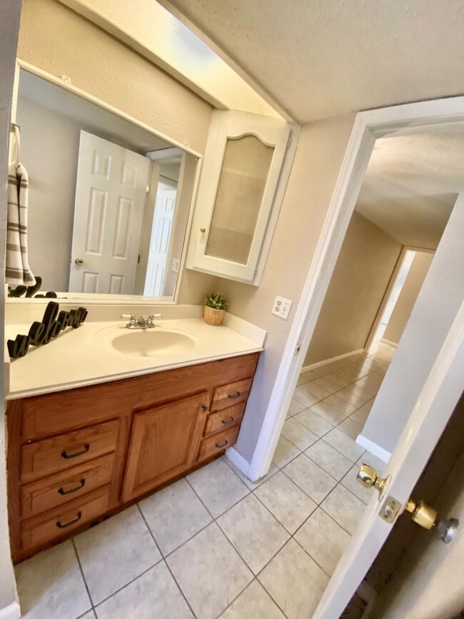 9319 Guywood St, Houston, TX 77040 - photo 7