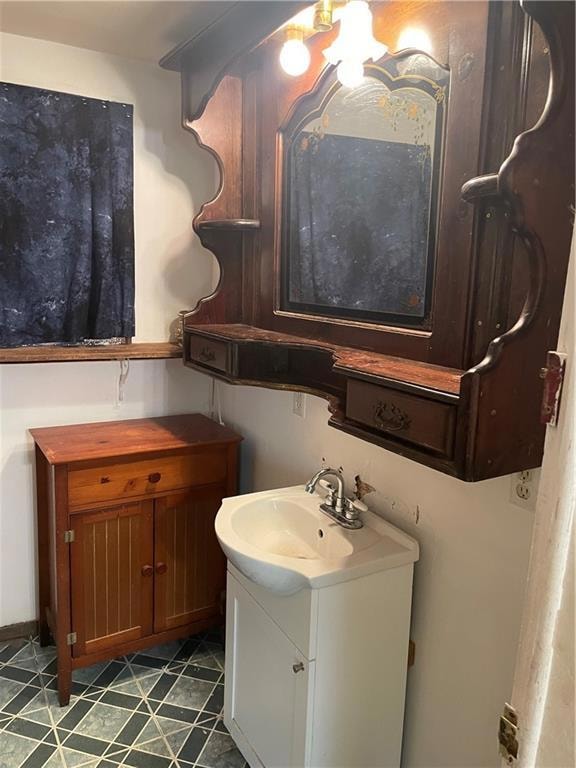 202 W Poplar St, Gentry, MO 64453 - photo 6