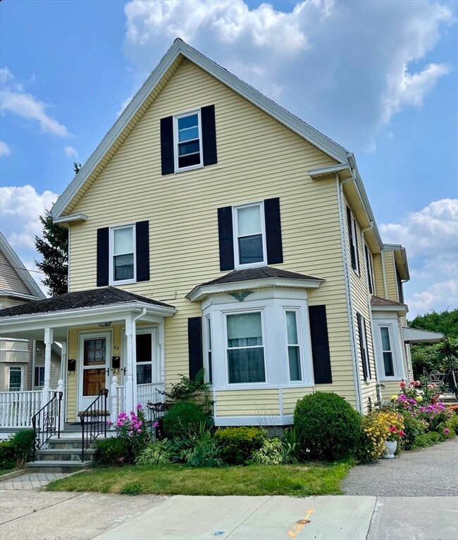 24 Plympton St unit 2, Woburn, MA 01801 - photo 3