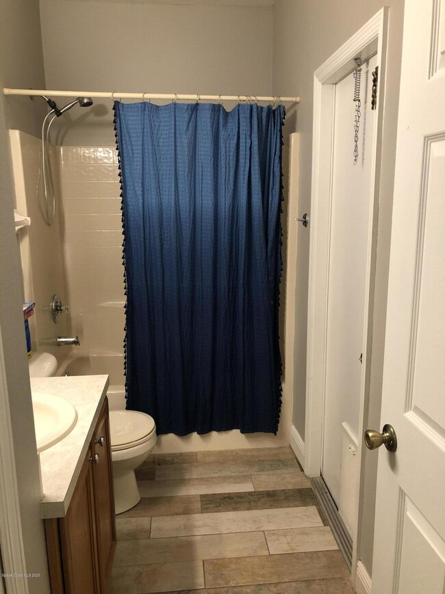 C6343E2F-8911-4C86-BDE2-997F8653F883