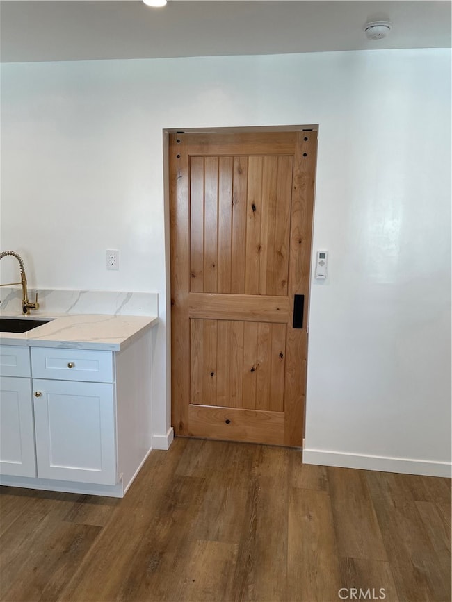 24306 Victory Blvd unit 1/2, Woodland Hills, CA 91367 - photo 4