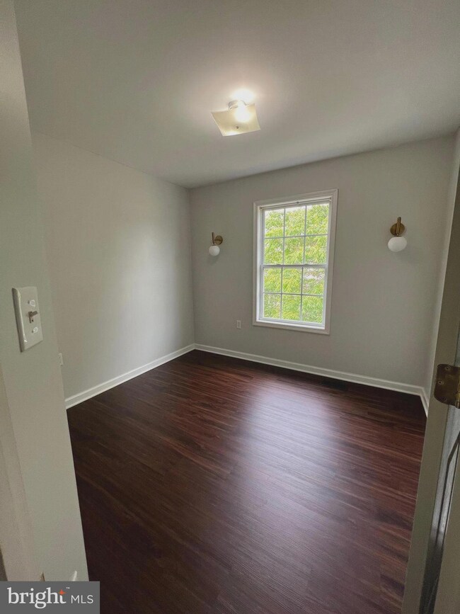 112 Lance St, Ranson, WV 25438 - photo 5