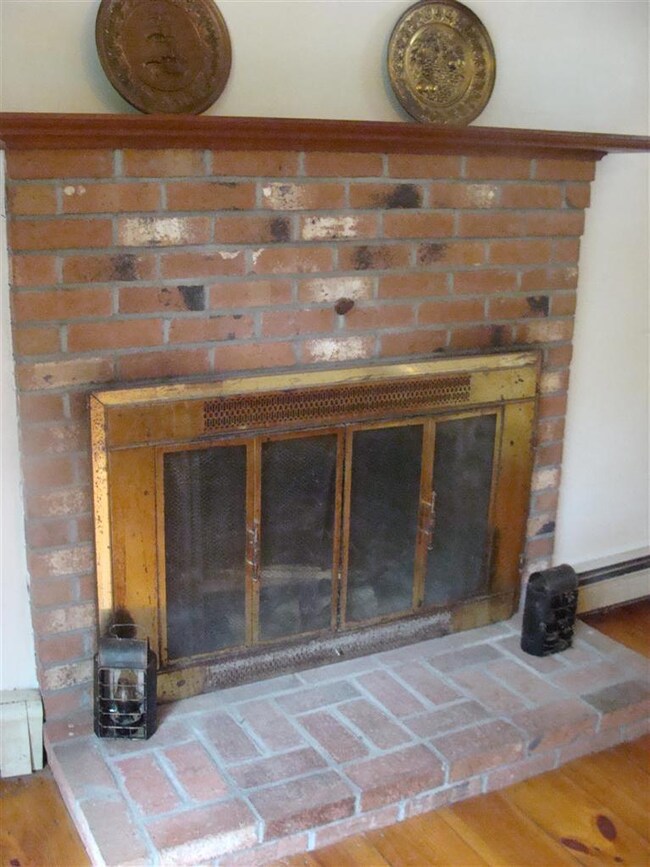 6 Hobbler Rd, Buzzards Bay, MA 02532 - photo 2