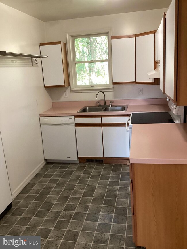 0 Baldwin Mill Rd E unit MDBC2109880, Baldwin, MD 21013 - photo 5