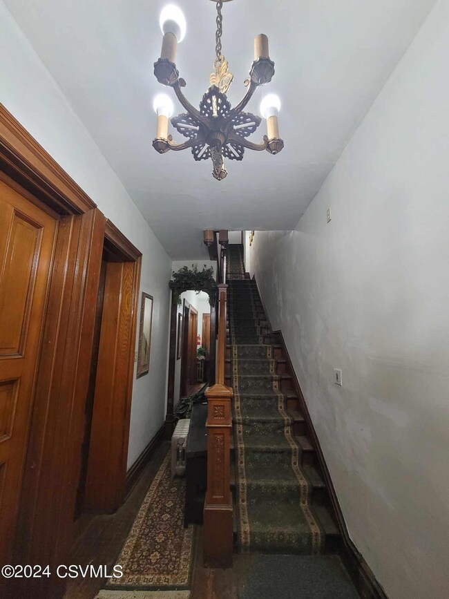 118 S Front St, Sunbury, PA 17801 - photo 4