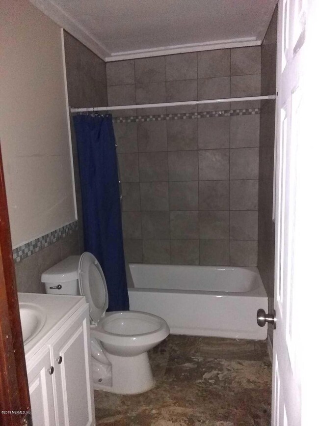 2B2DCC37-477B-4FFD-BAA2-E17C350F58A4