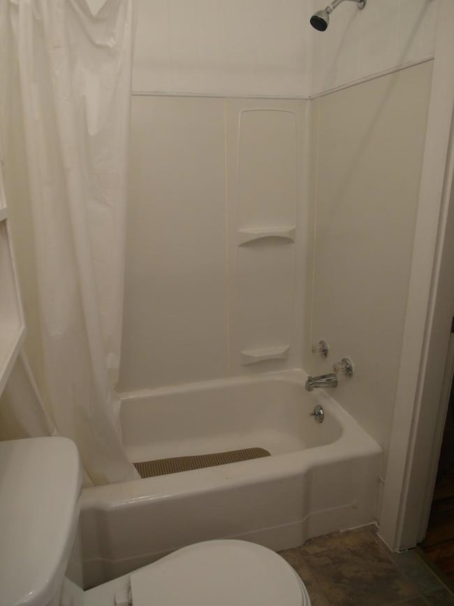 6 Spring St, Waterville, ME 04901 - photo 5