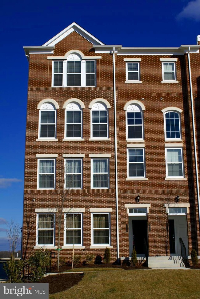 2932 Finsbury Place unit 110, Fairfax, VA 22031 - photo 5