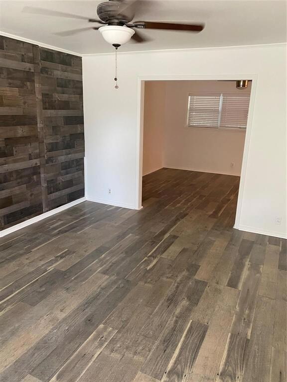 321 Fleming Dr, Hurst, TX 76053 - photo 2