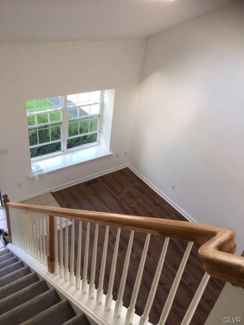 1079 Timberidge Ln, Allentown, PA 18106 - photo 6