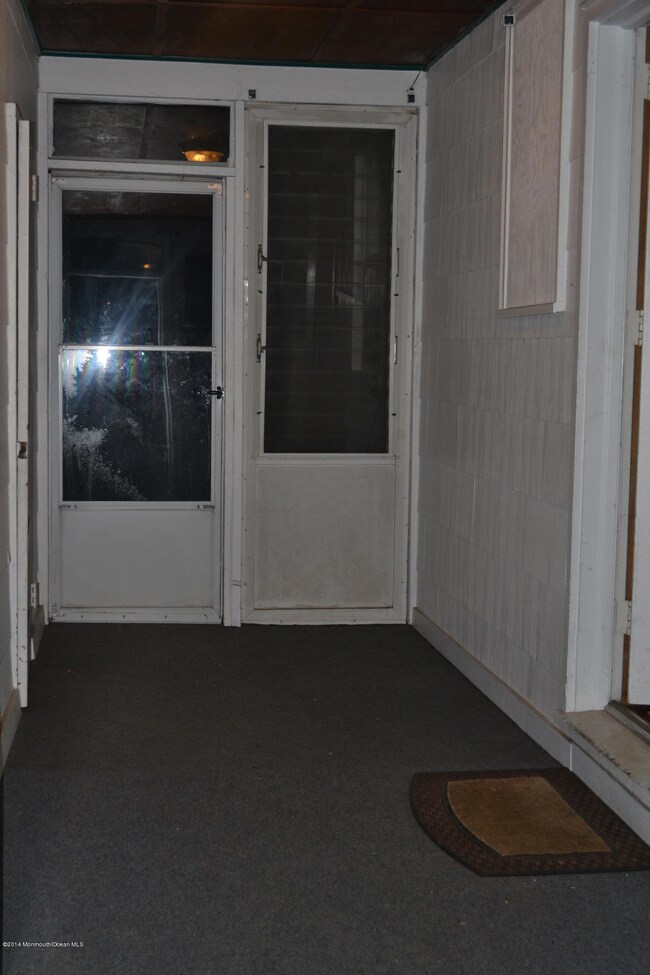 1 Meadowbrook Ave, Eatontown, NJ 07724 - photo 6