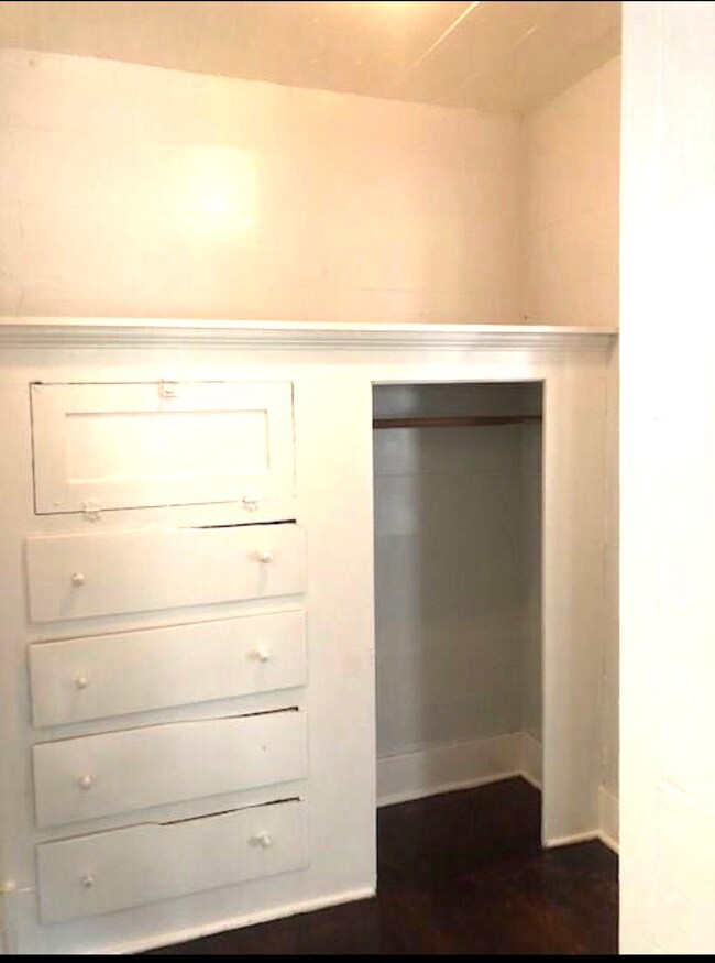 1658 W Main St unit 8, Houston, TX 77006 - photo 5