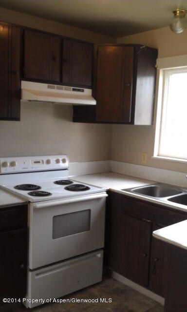 739 Barclay St, Craig, CO 81625 - photo 3