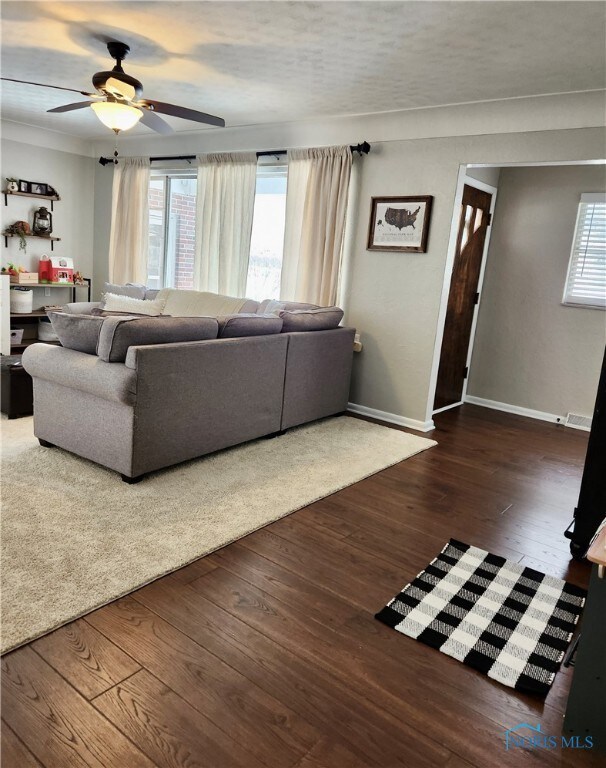 304 Brussel St, Archbold, OH 43502 - photo 7