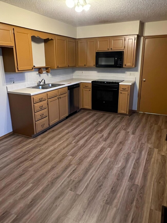 kitchen Scott Wayne