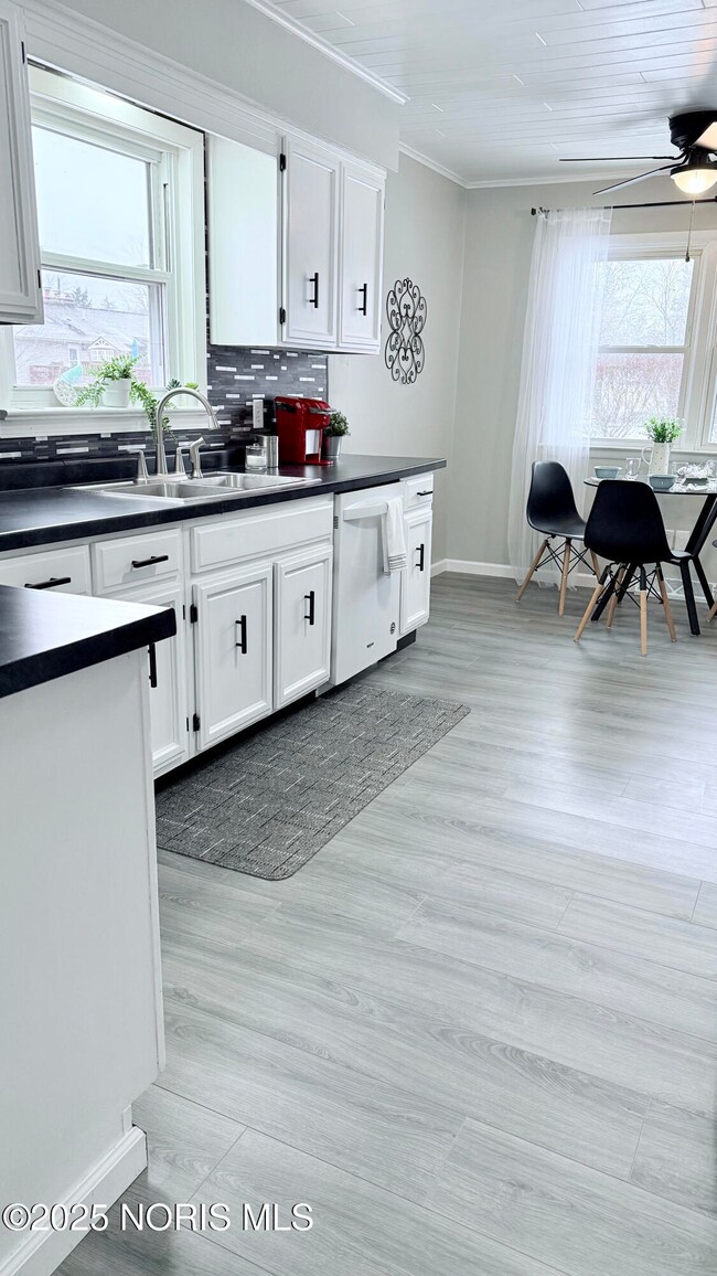 5043 Barton Place, Sylvania, OH 43560 - photo 5