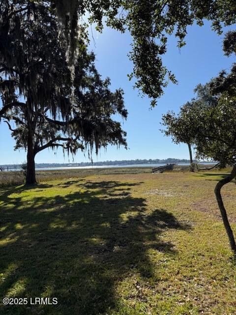 302 Federal St, Beaufort, SC 29902 - photo 2