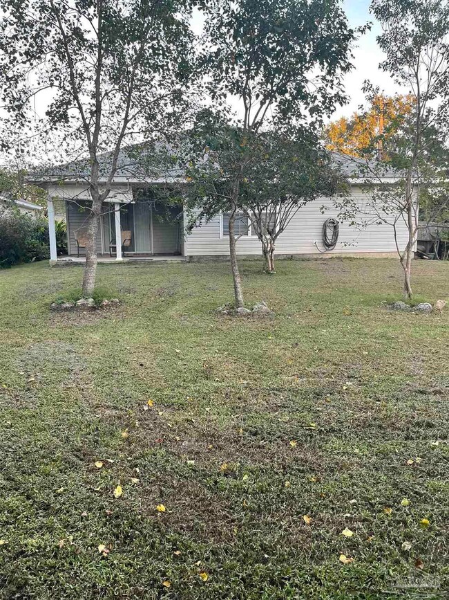 8901 Camelot Place, Pensacola, FL 32534 - photo 3