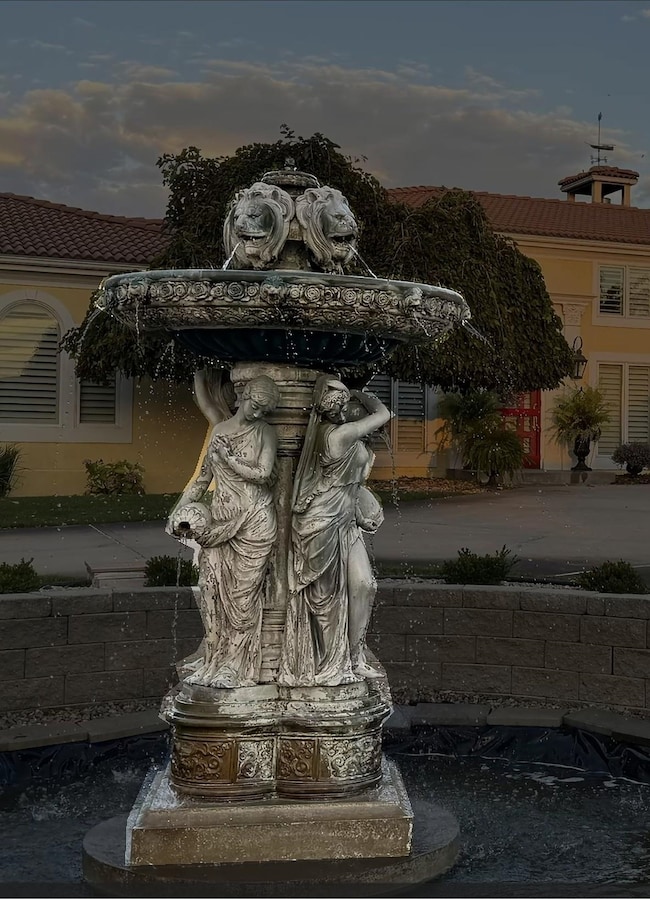 2052 W Camino Real St, Columbus, NE 68601 - photo 4