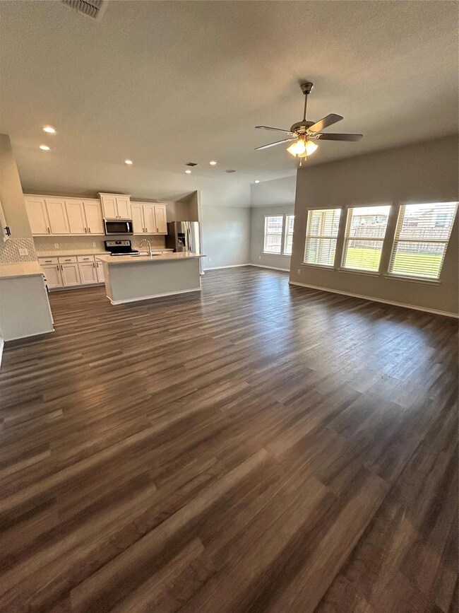 2541 Doe Run, Hudson Oaks, TX 76087 - photo 4