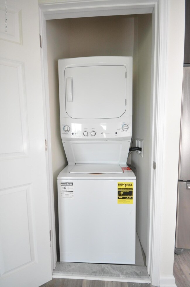 2 Hennessey Blvd unit 201, Atlantic Highlands, NJ 07716 - photo 7