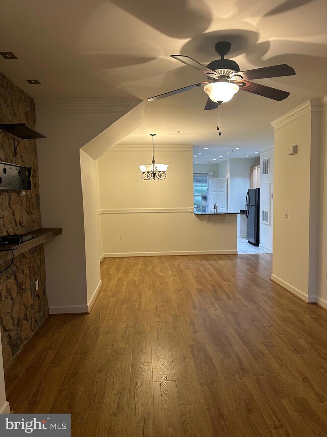 42542 Mayflower Terrace, Ashburn, VA 20148 - photo 3