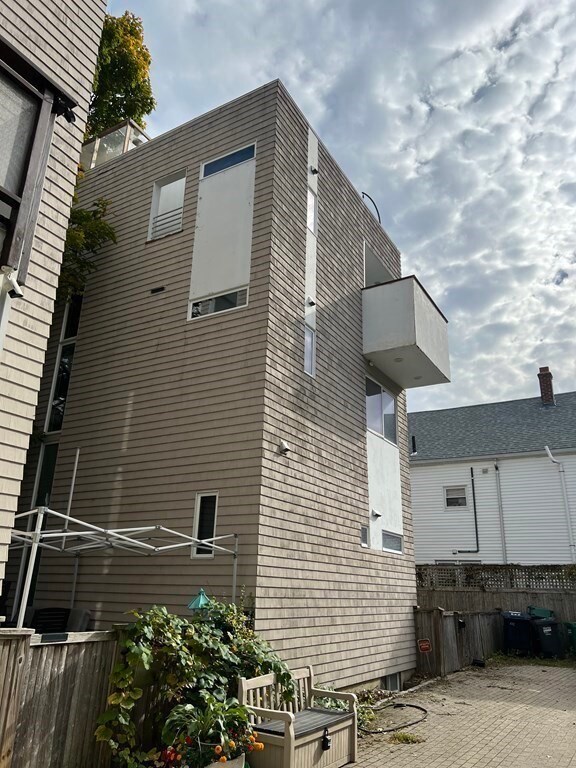 222 Hurley St unit 6, Cambridge, MA 02141 - photo 4