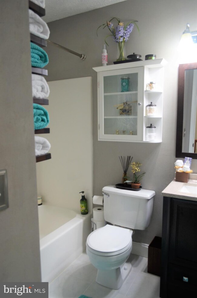 3617 Buckeye Ct, Fairfax, VA 22033 - photo 7