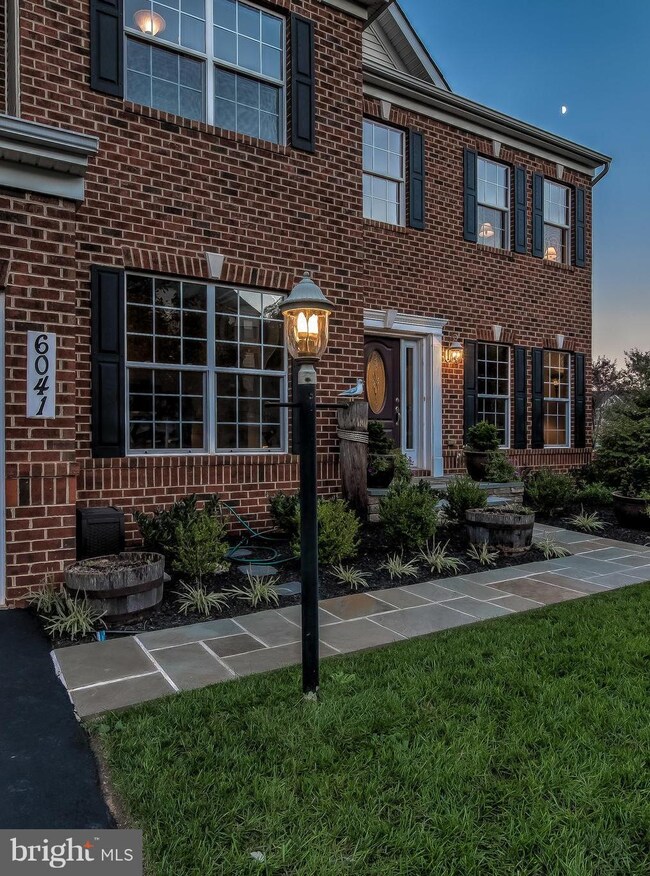 6041 Joseph Scott Dr, Elkridge, MD 21075 - photo 2