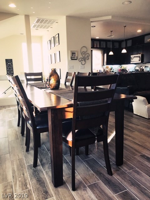 7154 S Bronco St, Las Vegas, NV 89118 - photo 5