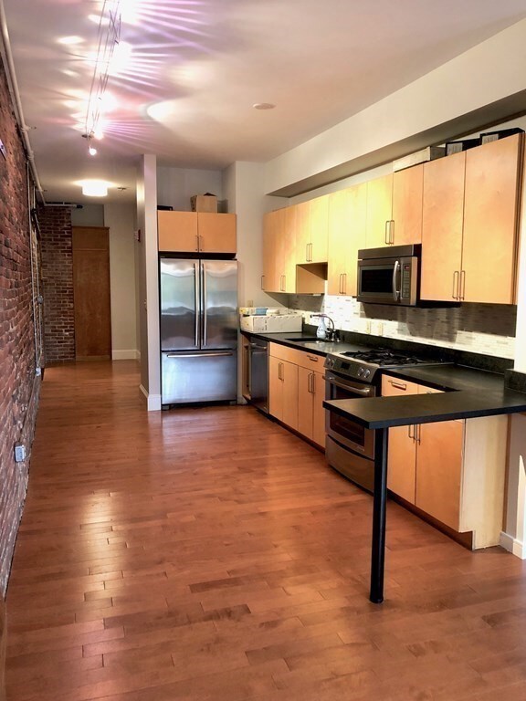 26 Stillman St unit 2-3, Boston, MA 02113 - photo 6