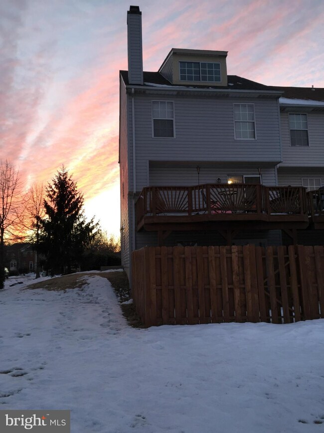 1557 Stoney Beach Way unit 110, Stoney Beach, MD 21226 - photo 2