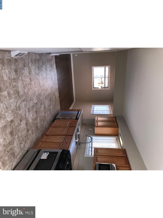 293 Clementon Rd, Berlin, NJ 08009 - photo 5