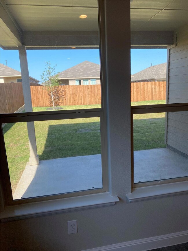 2365 Briscoe Ranch Dr, Hudson Oaks, TX 76087 - photo 5