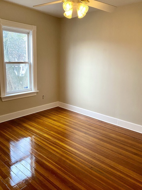 17 Maple St unit 1, Lynn, MA 01904 - photo 5