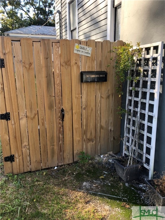 763 E Duffy St unit B, Savannah, GA 31401 - photo 2