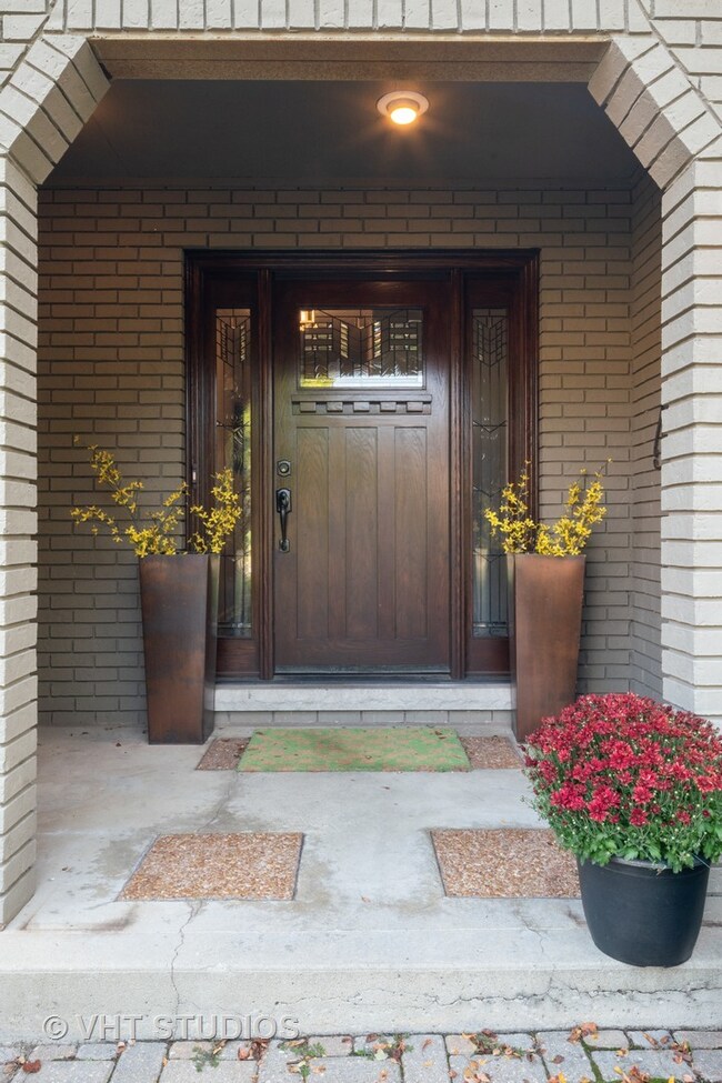 820 Jaipur St, Naperville, IL 60540 - photo 4