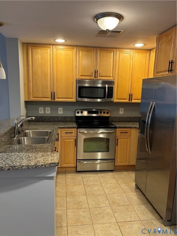 210 Rocketts Way unit 404, Henrico, VA 23231 - photo 2